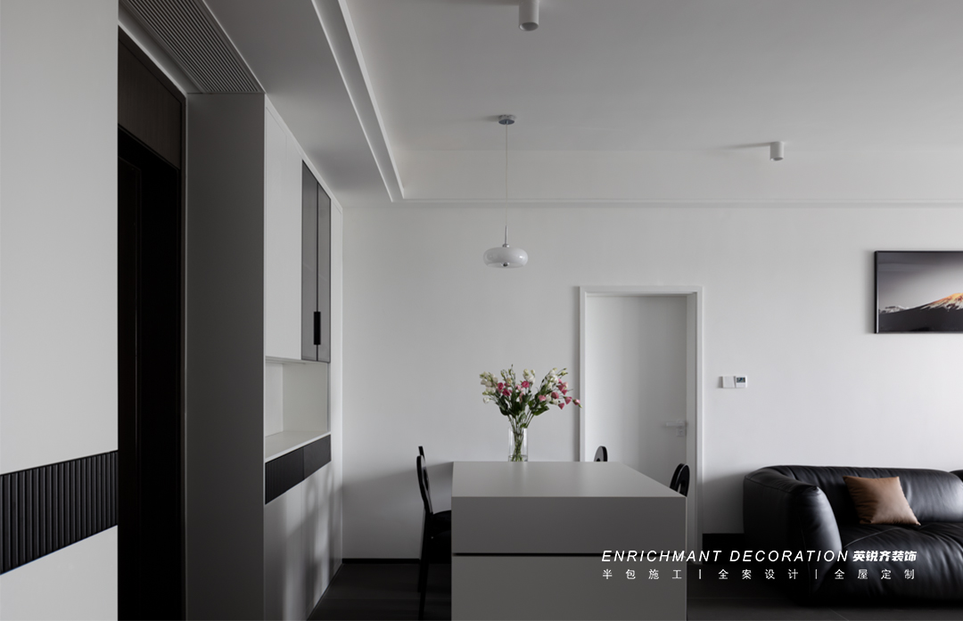 极致黑白丨易越-25