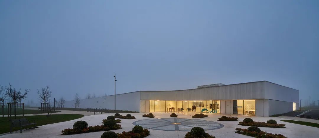 法国Fondettes游泳馆综合体-61