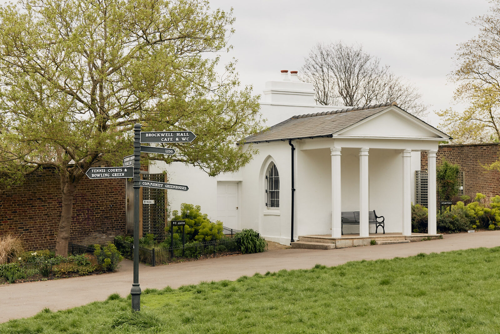 Our guide to Herne Hill and Tulse Hill: vibrant markets and outdoor swimming in south London | Journal | The Modern House-3