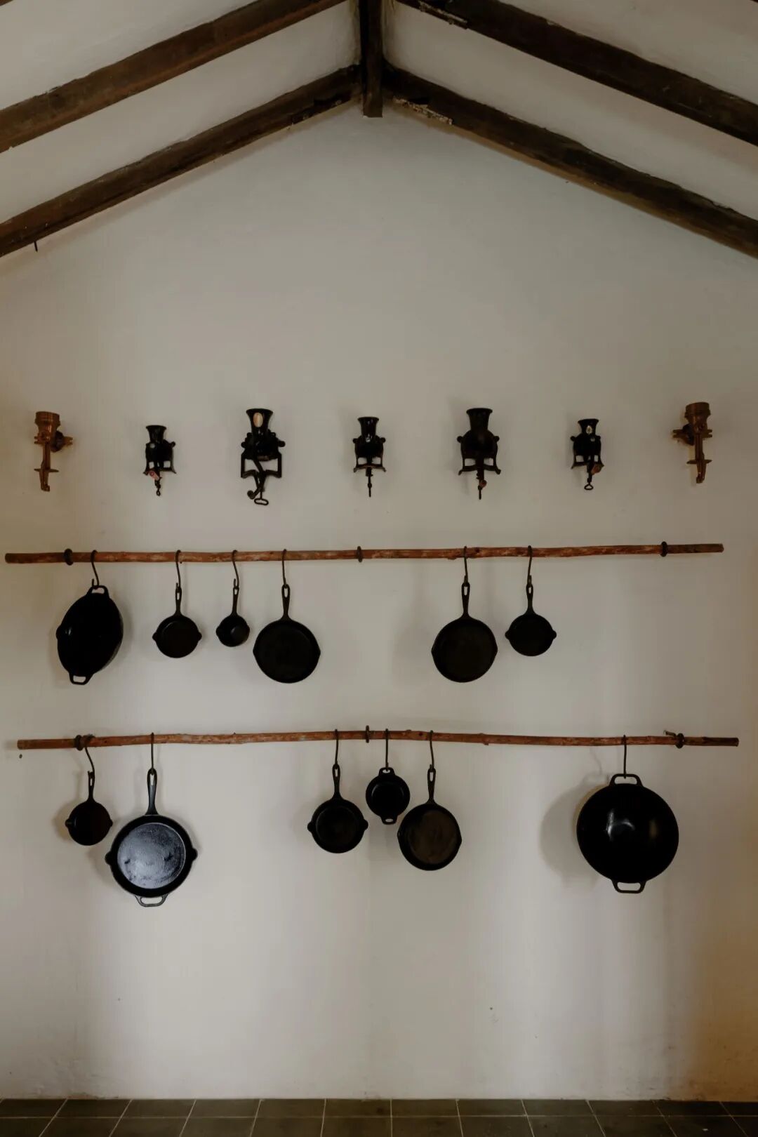 卡萨拉斯玛格丽塔斯公寓(Casa常见指房子、公寓等,由于缺乏更多背景信息,一般以公寓来常见处理,但根据具体场景这里也可能表示其他场所;Las Margaritas音译过来是拉斯玛格丽塔斯 ,它可能是具体的人名、地名等,可根据实际情况进一步确认指代对象及更合适的译法,如果是酒店、度假村等也可纠正信息重新让我翻译 )丨哥伦比亚丨Trópico Arquitectura-22