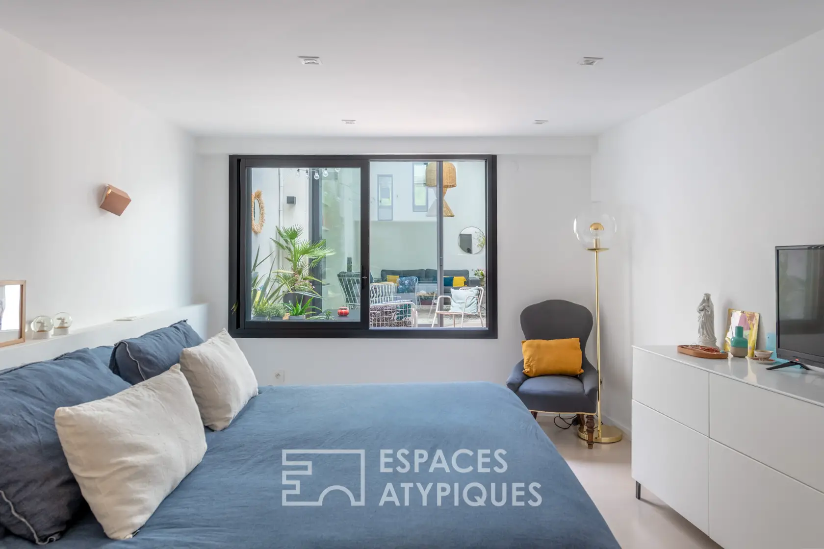 "马赛尔旧木工坊改造的明亮设计 Loft"-10