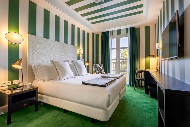 西班牙马德里 Room Mate Valeria 酒店——热带风情的设计盛宴-13