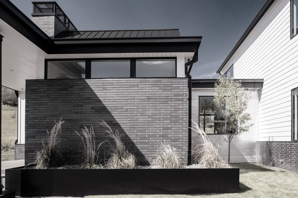 现代白色谷仓家居——公园城松树湾的私人住宅-7