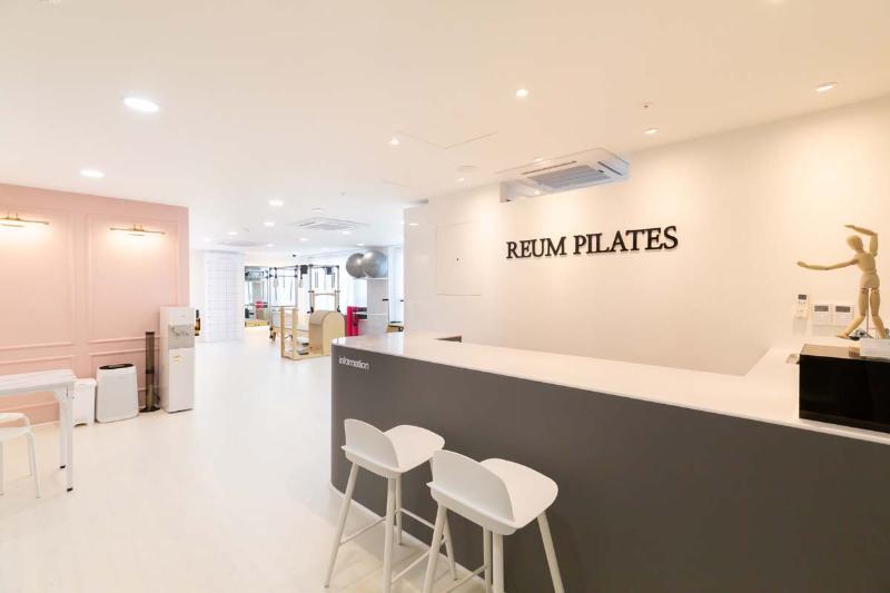 简约清新 40 坪瑜伽教室设计-7