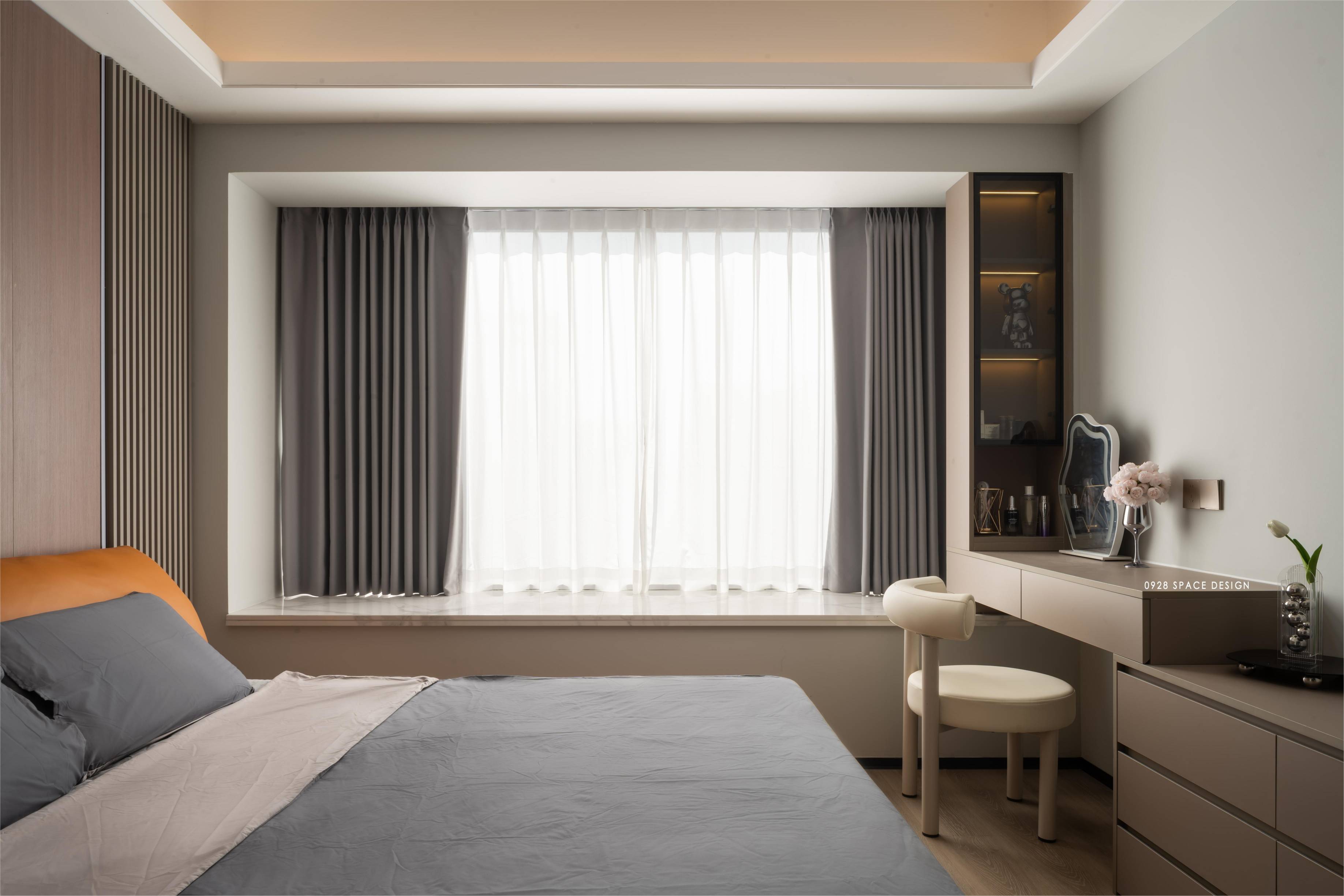 现代轻奢亲子房设计-56