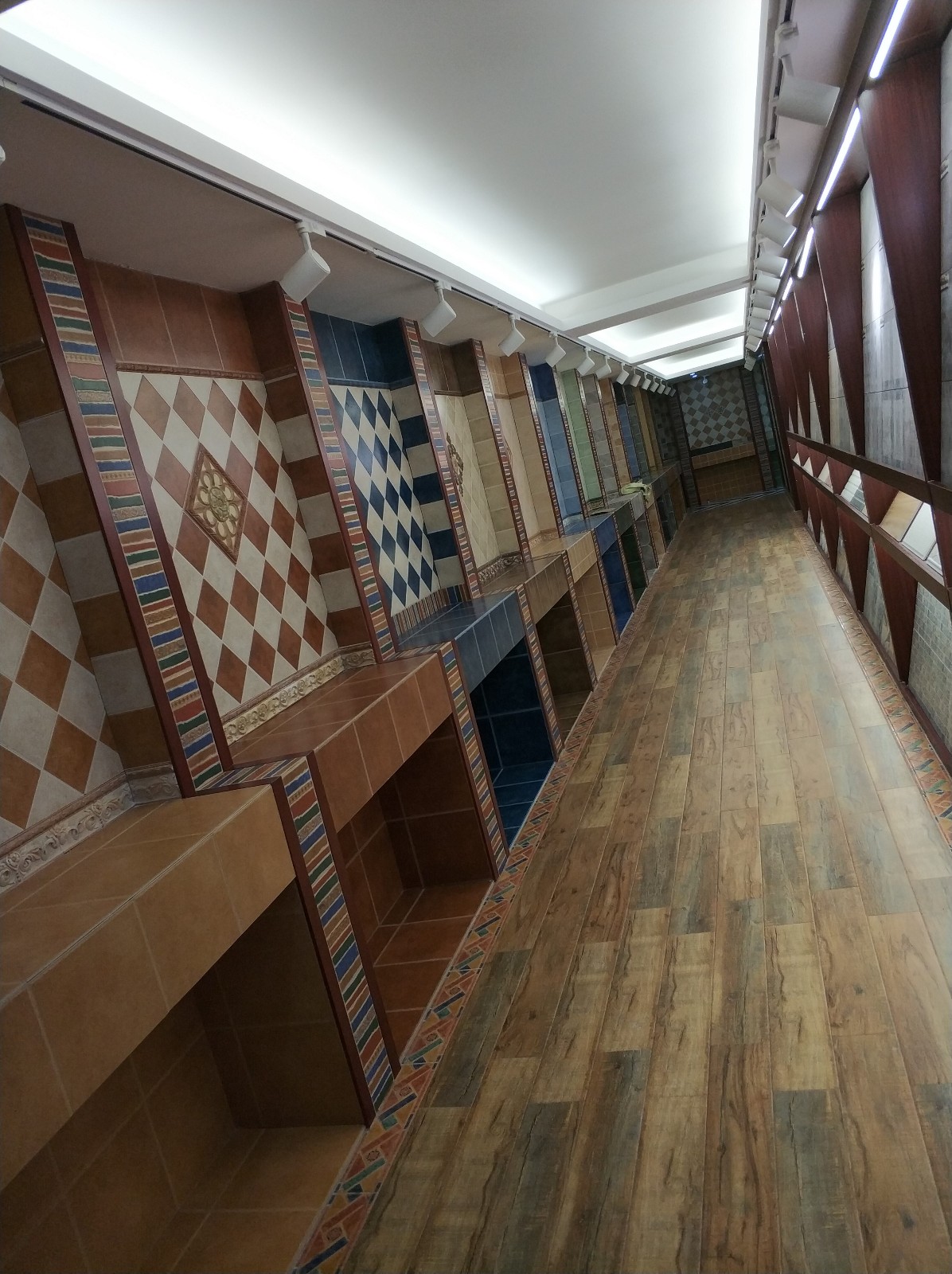 莫斯卡陶瓷展厅装修实景案例-8