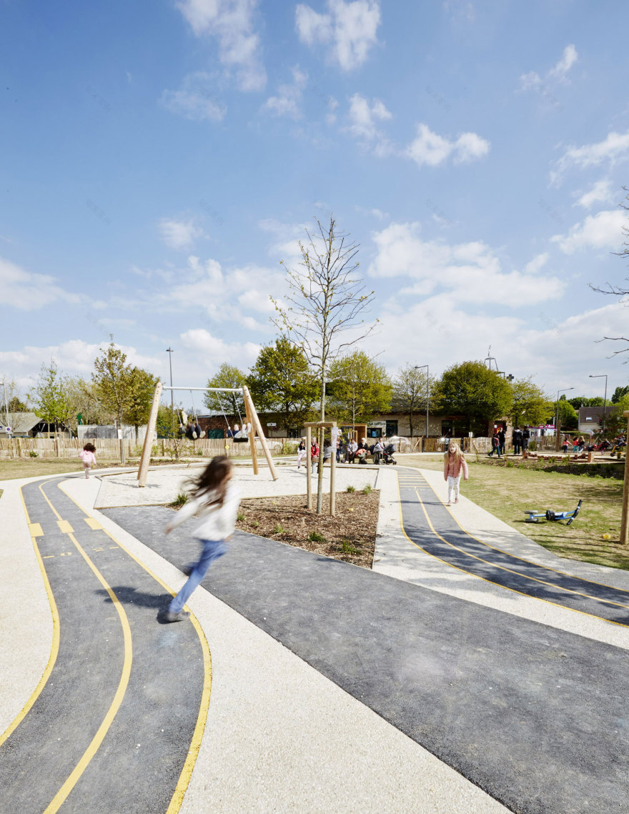 法国 Courdimanche 公园游乐场 | 绿意盎然的城市空间-6