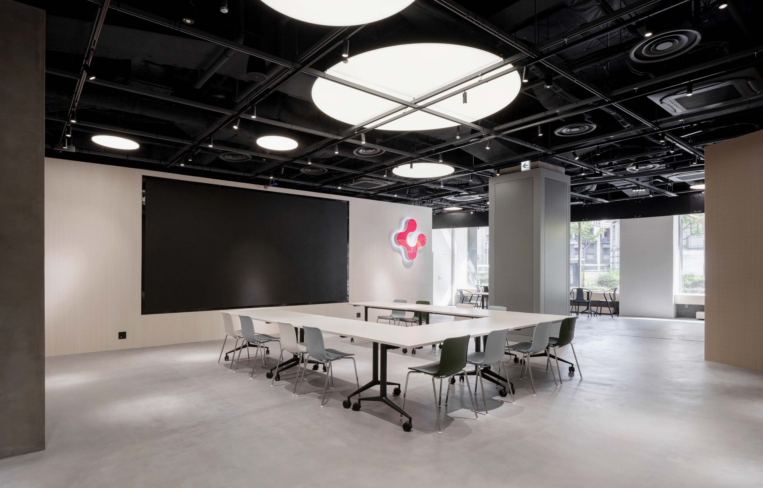 瑞士驻大阪领事馆及 Swissne· 日本大阪新址室内装修项目丨MACH Architektur-3