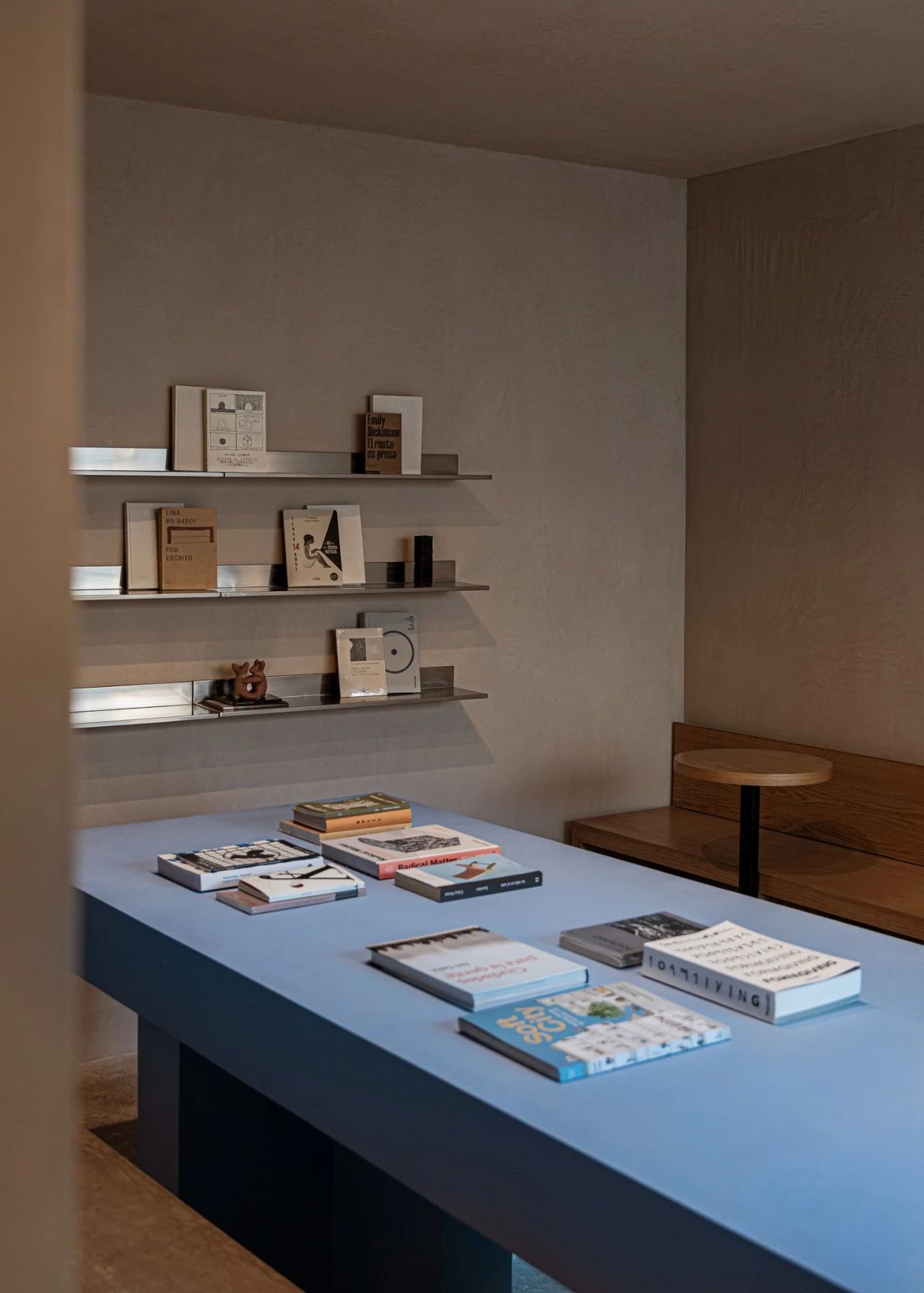 逗号与分号书店丨墨西哥克雷塔罗丨Verduzco Guerra-16