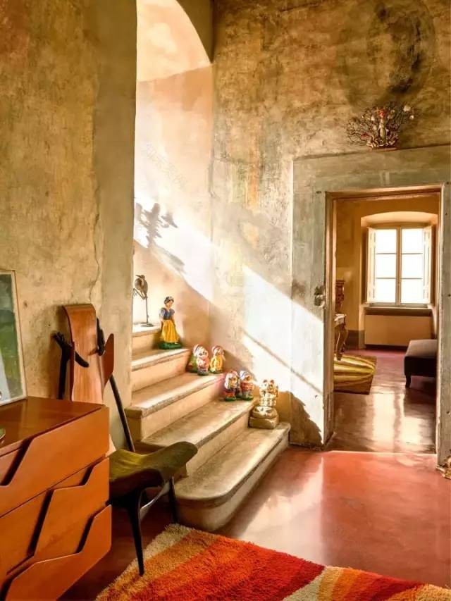 Prada 御用设计师的千年底蕴之家-10