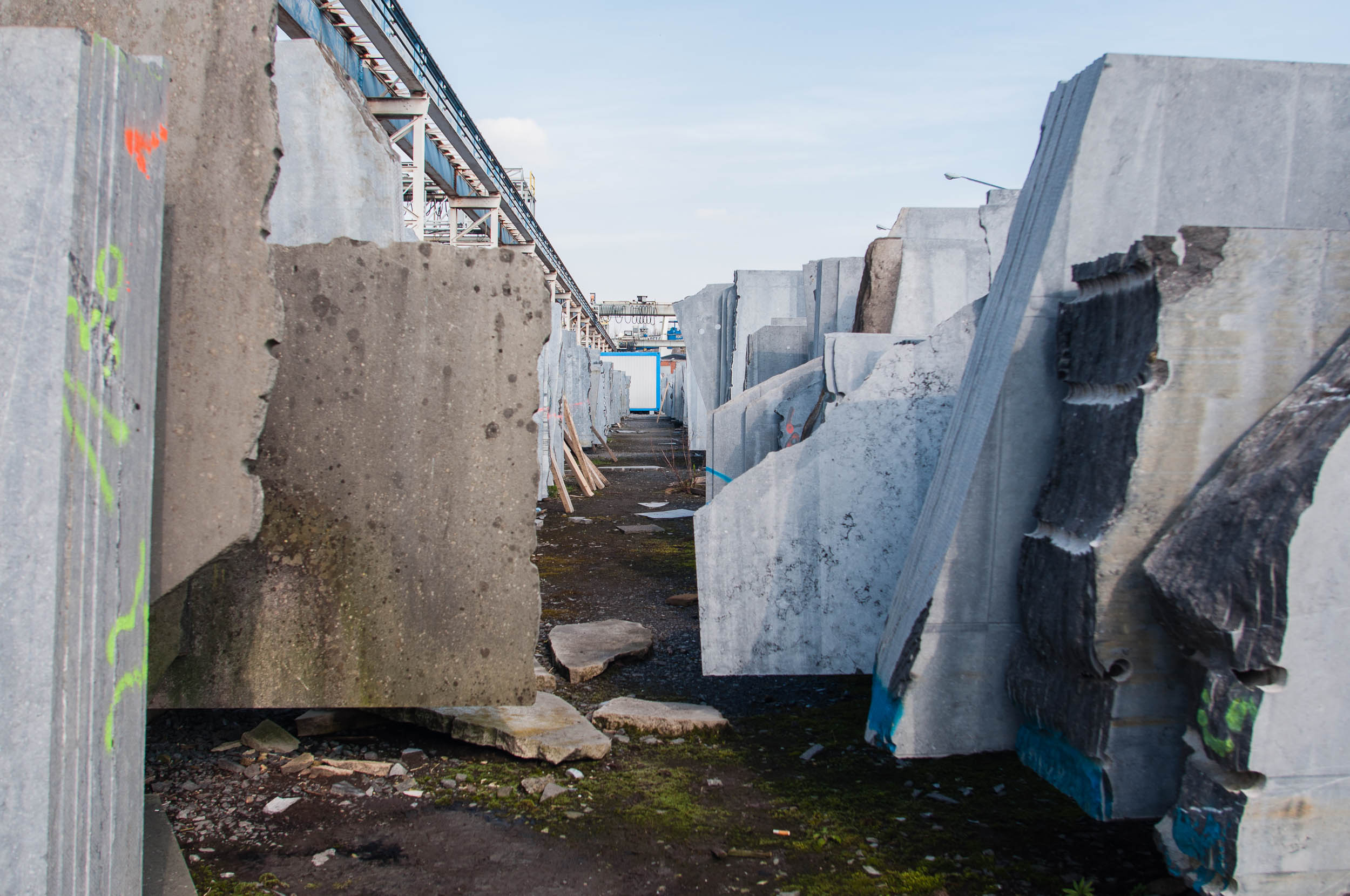 采石场·朱利安·卡雷德罗

注：Julien Carretero 一般是人名，按常见音译规则翻译为朱利安·卡雷德罗；Quarry 常见释义为采石场，若此处有特定含义，但因缺乏更多背景信息暂按常见义翻译 丨比利时埃诺-27