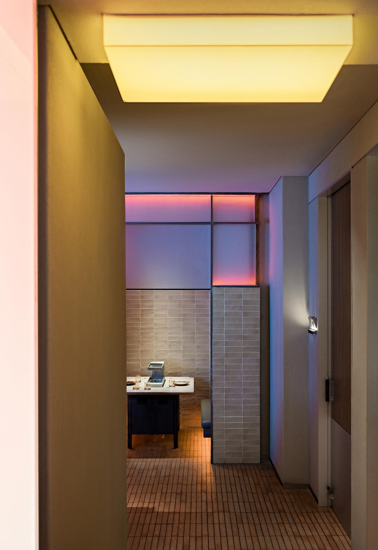 肉串汪上海外滩店丨中国上海丨IN.X屋里门外-33