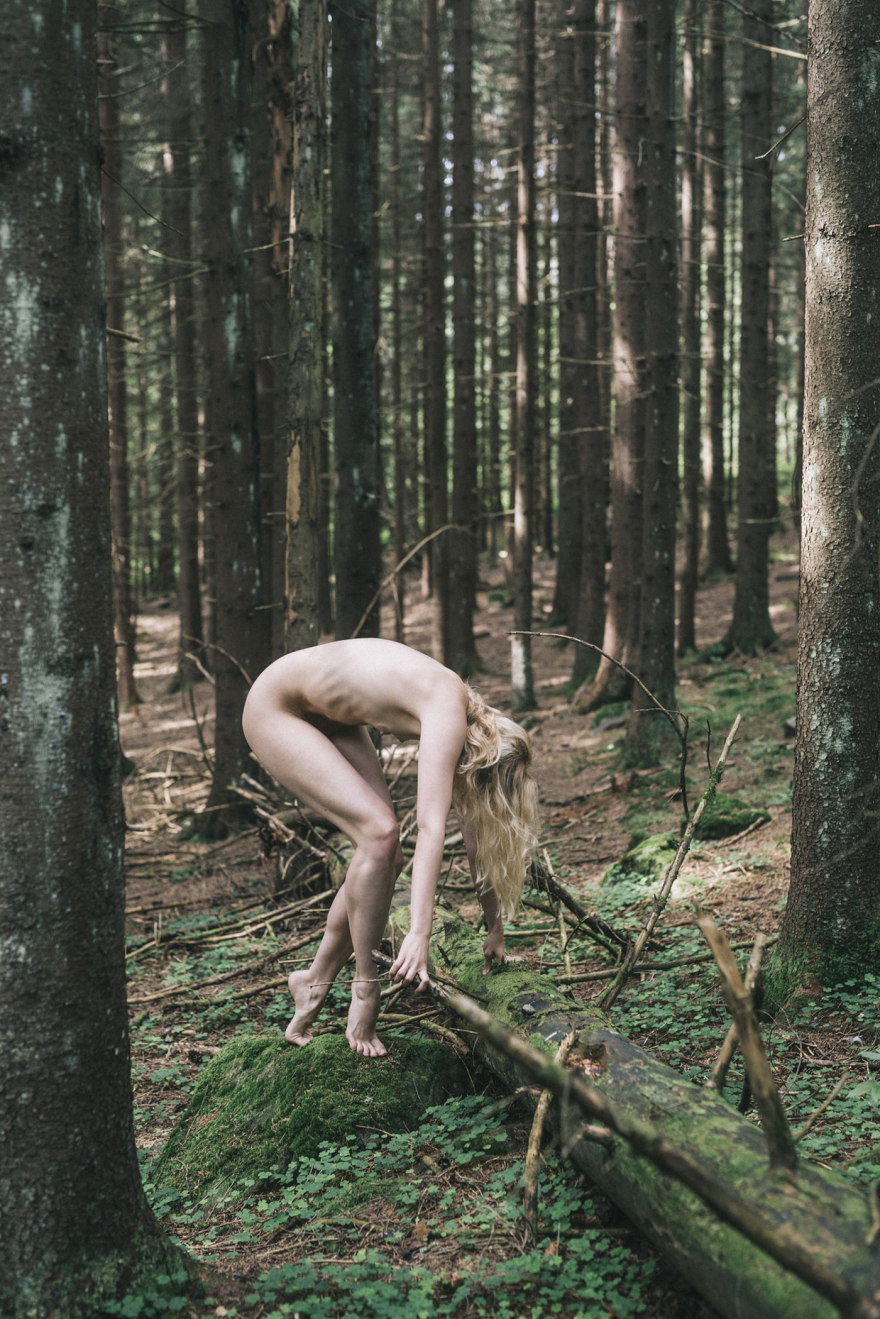 挪威纯净有机护肤品牌 RÅ Organic Skincare 形象店设计-12