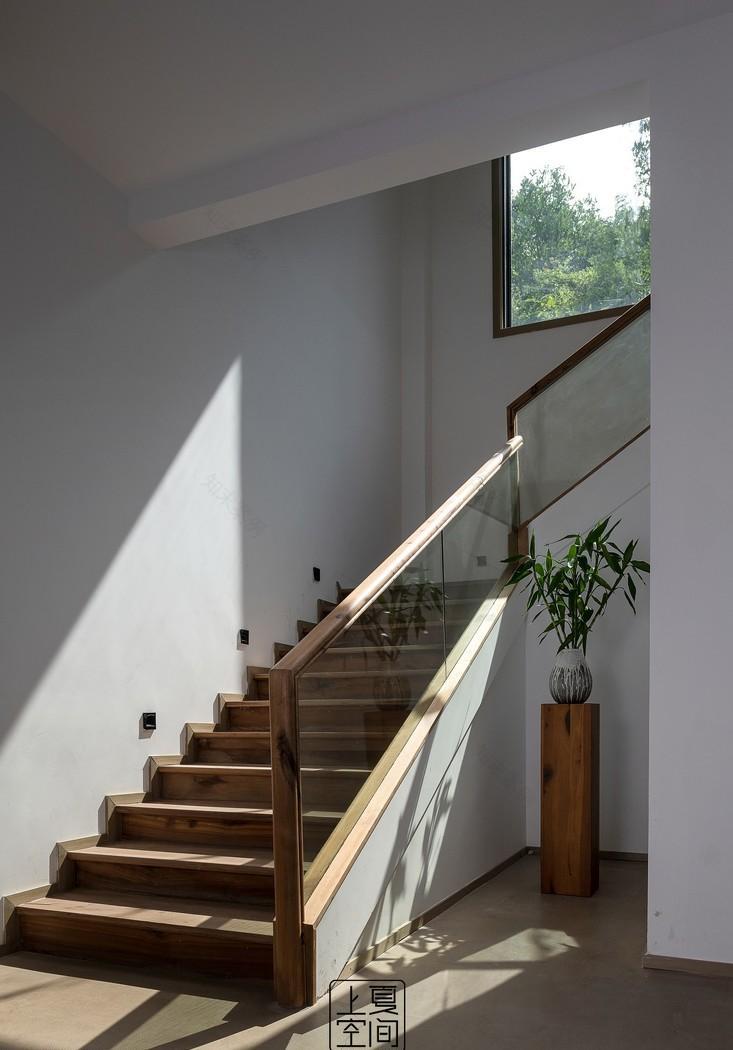 山间民宿"天空之镜",自然与空间的完美融合-12