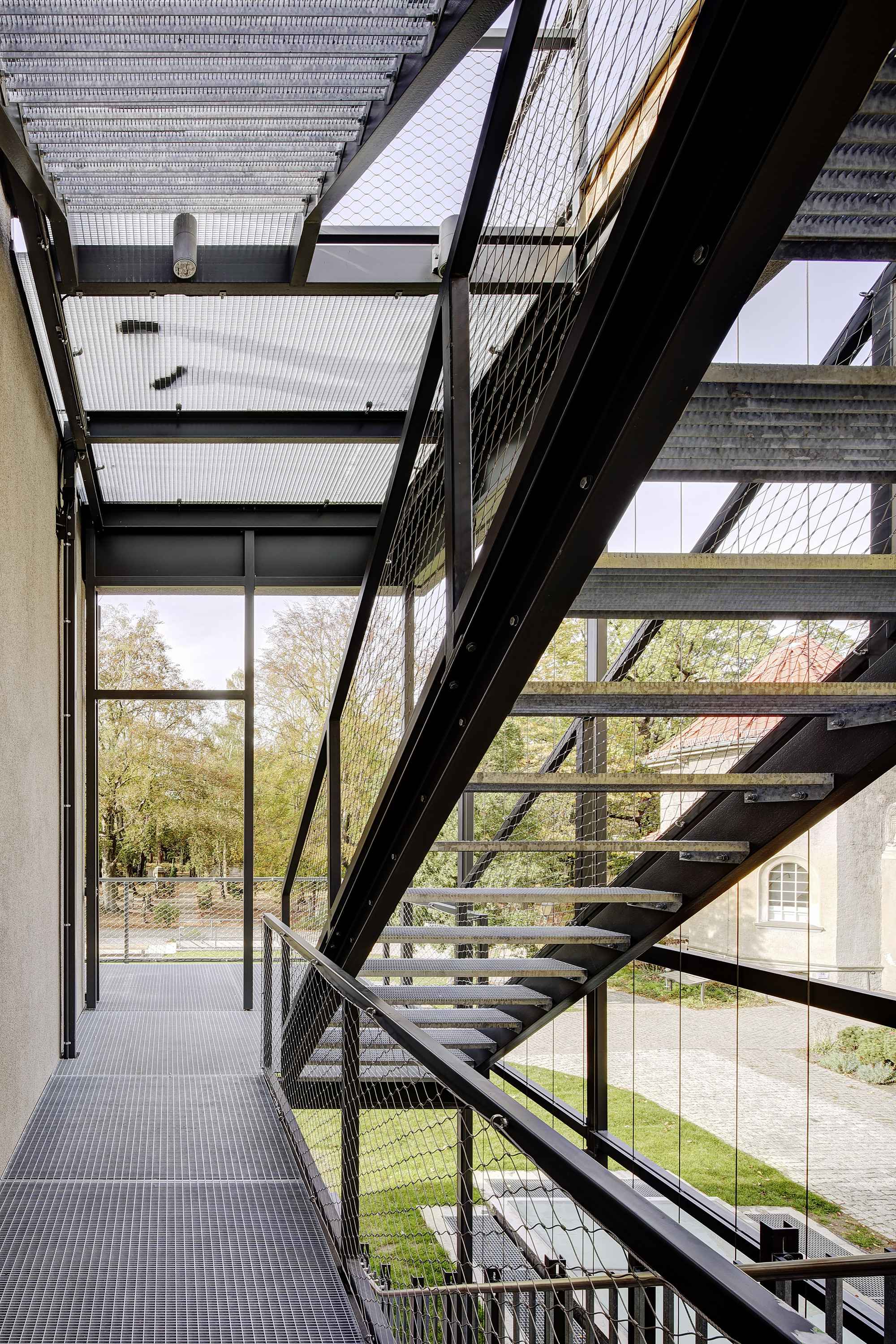 Silent-Green Cultural Quarter / KOMBINATIV Office for Architecture -42