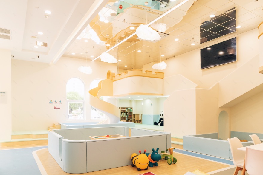 吐泡泡亲子游泳俱乐部广州白云店设计案例丨中国广州丨意匠工作室-3