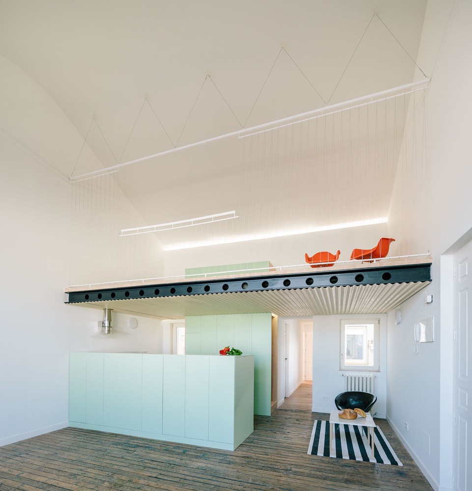 马德里阁楼的奇幻空间-42