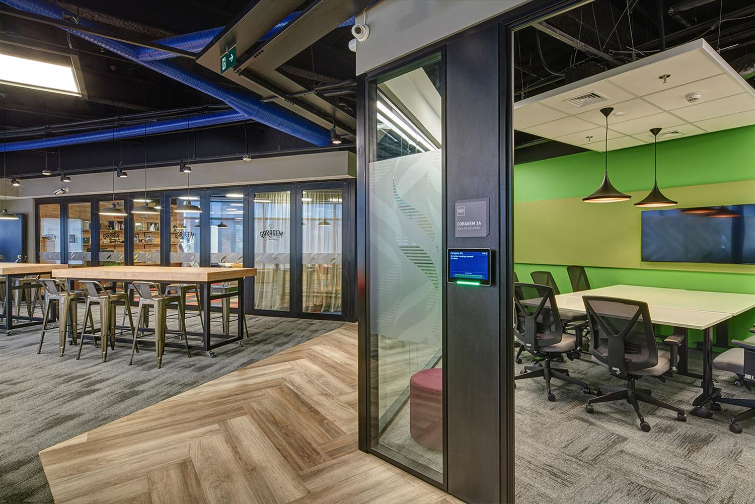 Unilever Brasil 办公室 | 现代木质设计，打造高效办公空间-7