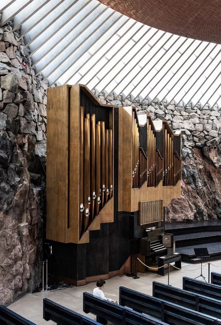 岩石教堂 | 赫尔辛基市中心的地标建筑-35