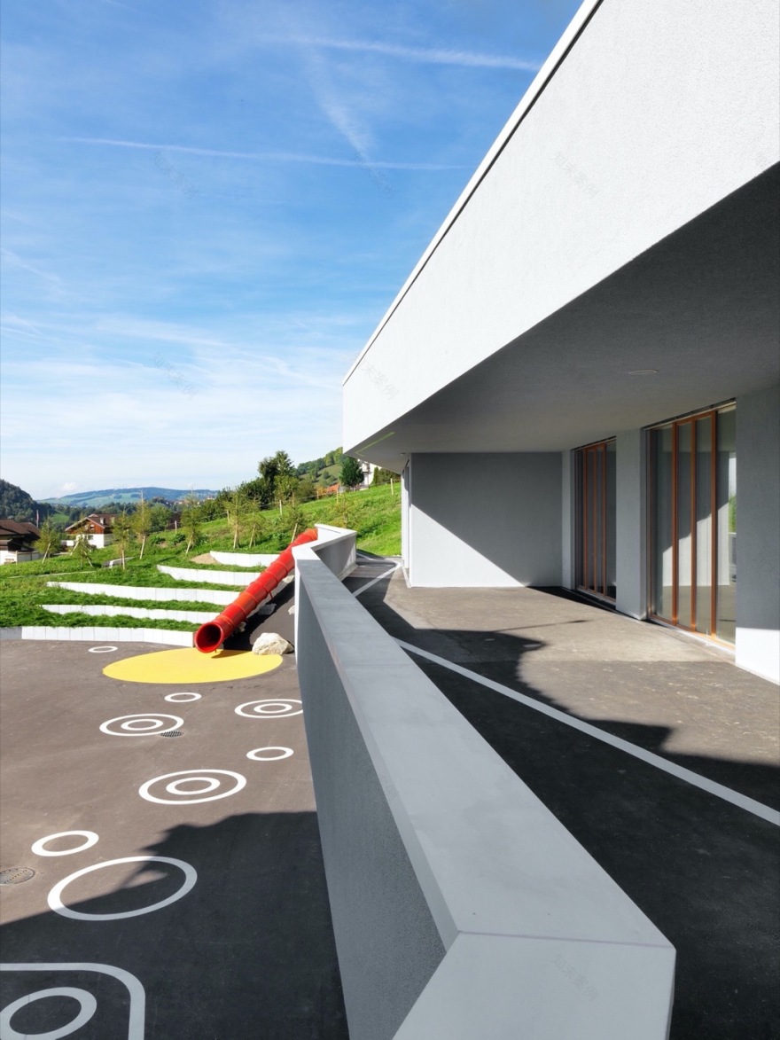 瑞士 Estavannens 学校庭院景观设计丨VWA-2