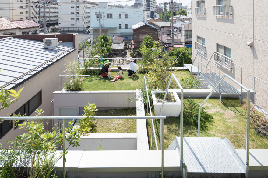 日本绿意住宅,家的上方花园-7
