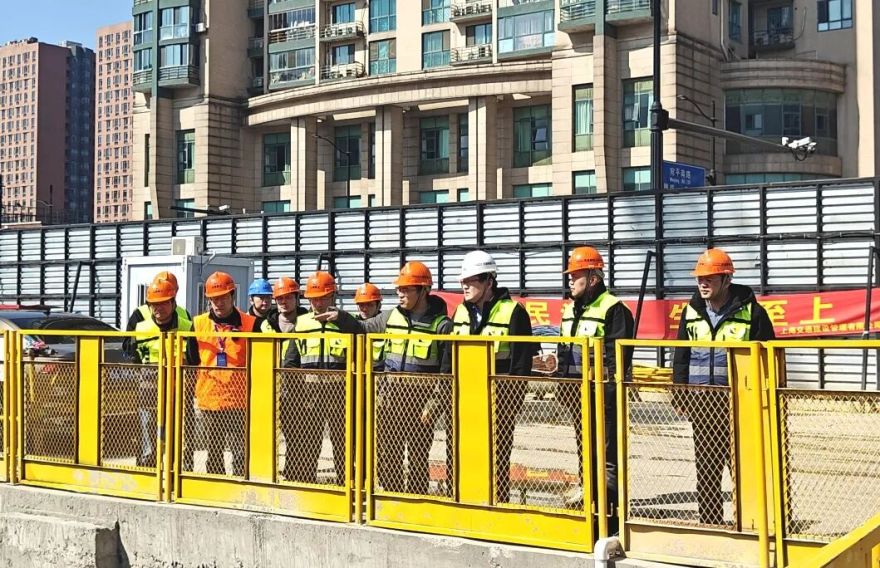 国家医学中心-上海国际医学科创中心、斜土路公交停车场功能提升工程提前完成B1区基础底板浇筑-18