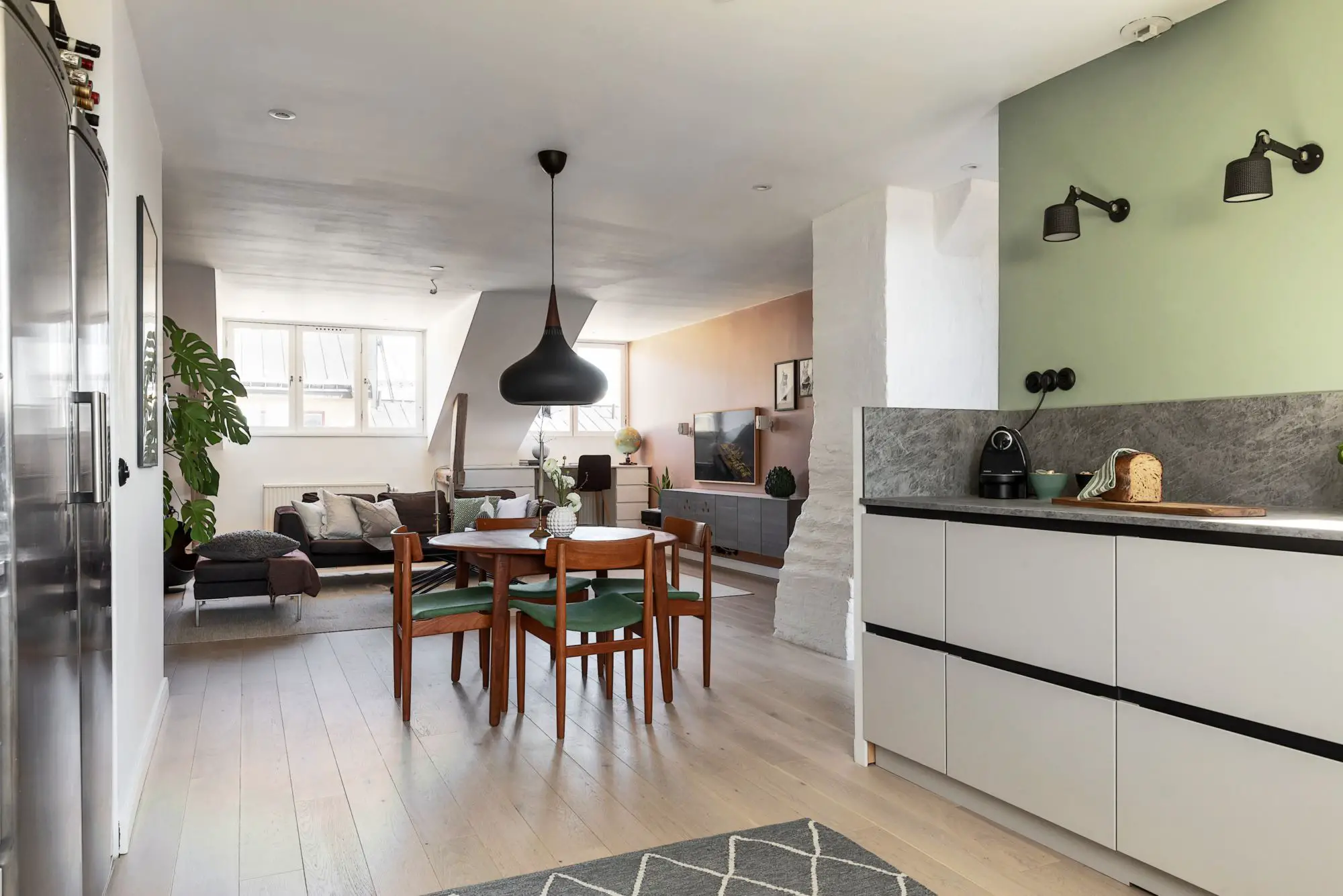 瑞典绿色陶土风格阁楼设计-7