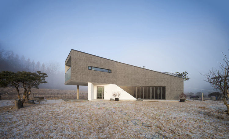 宁静乡村的周末之家-2