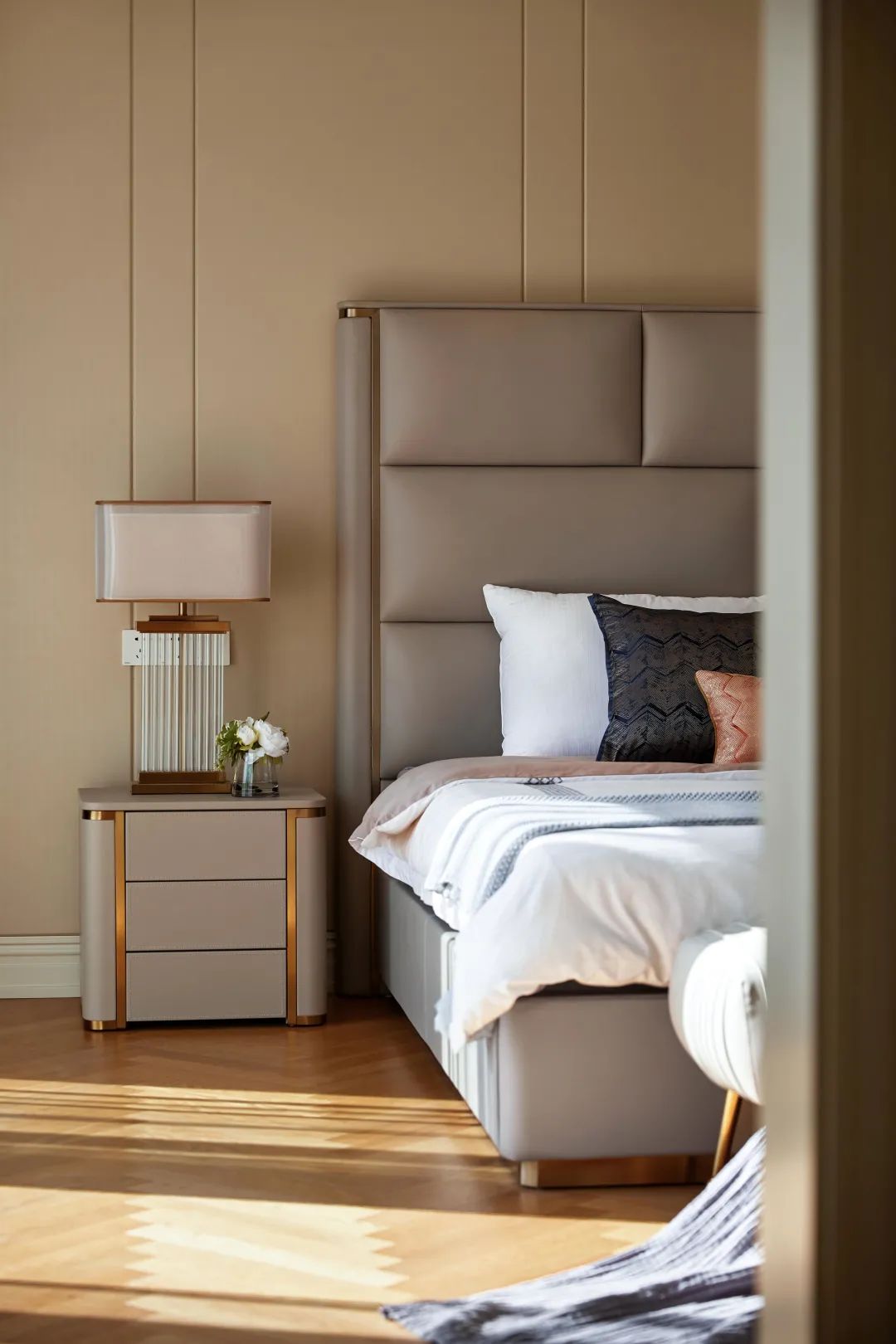 观岚案例赏析丨周华:摩登复古的生活美学-43