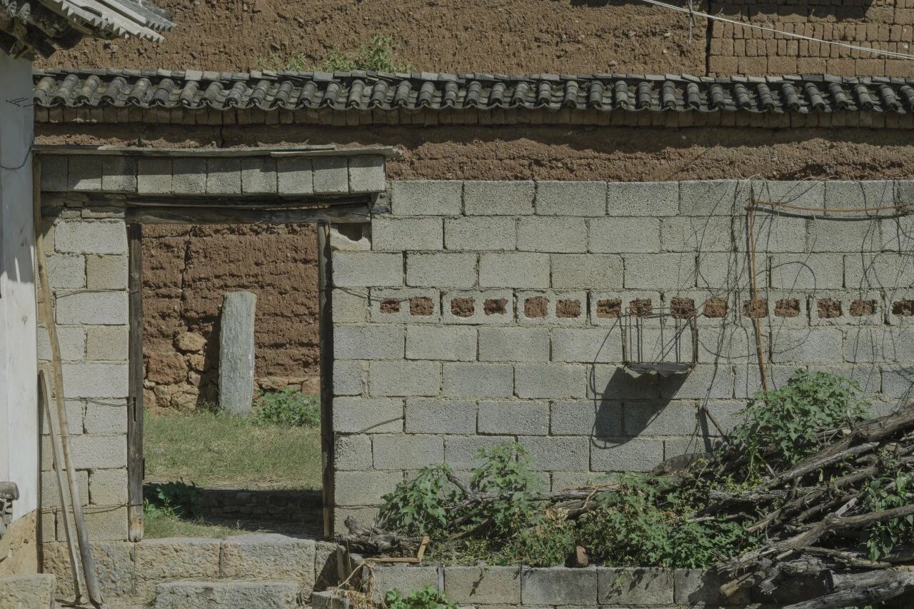 谢柯新作丨大理 · 下山口温泉院子丨中国大理丨谢柯,支鸿鑫,刘晓婕,孔祥喜,杨琳悦-13