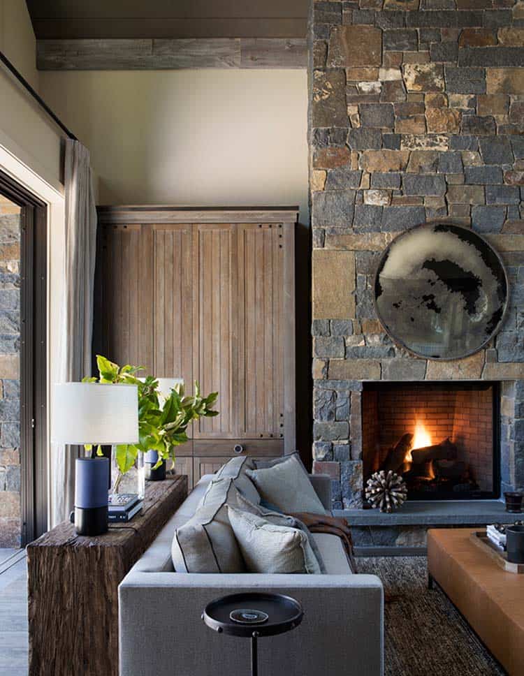 Dreamy mountain retreat with serene indoor-outdoor connection in Tahoe-12