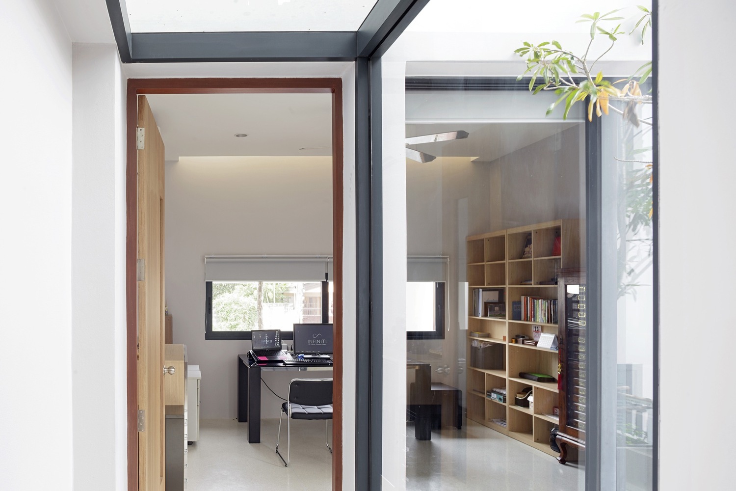 泰国半复式住宅的现代与传统和谐融合-25