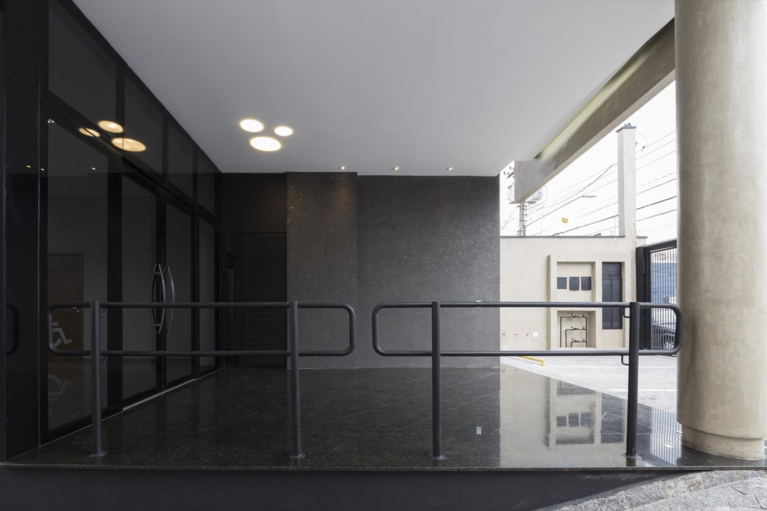 圣米格尔商业中心-5