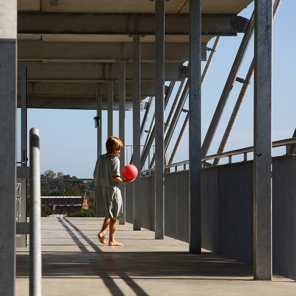 Bulimba 州立学校大厅及教室设施,昆士兰州,Biscoe Wilson Architects-11