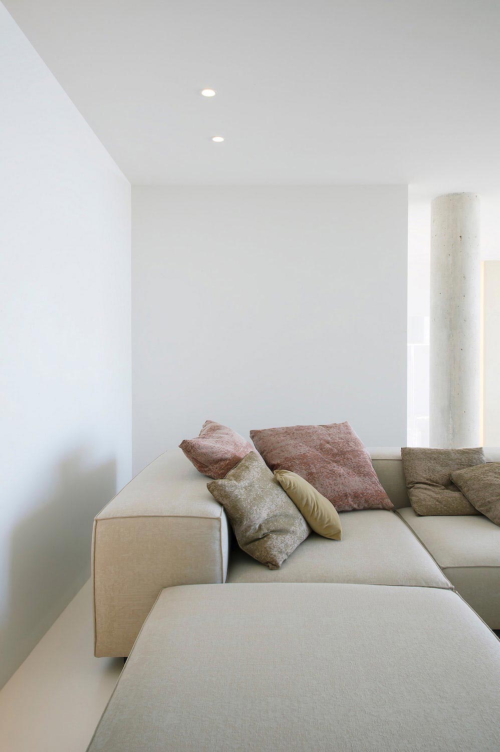 Rooftop apartment on top of a hill, looking at the Mediterranean and respecting the traditional architecture of the area   Page 6 of 6   CAANdesign  Architecture and home design blog-1