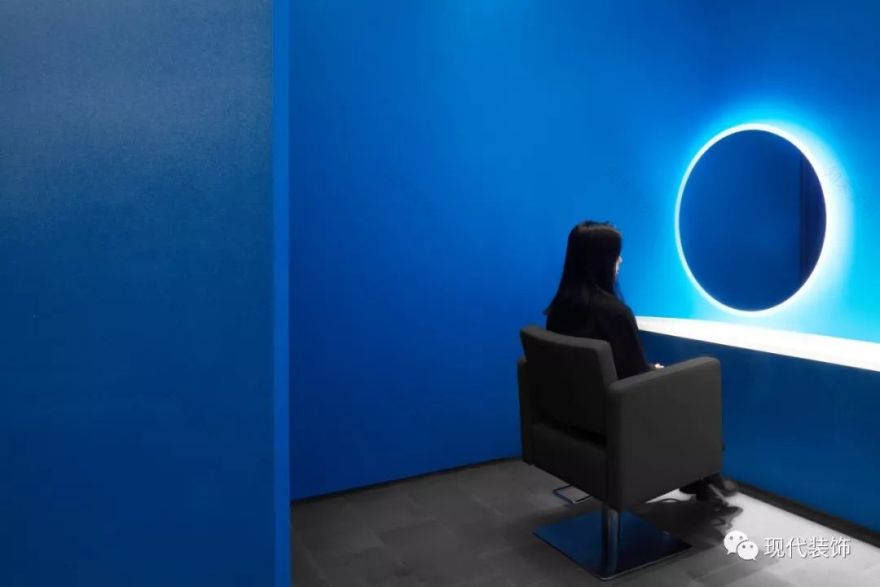 Blue Mist 美发沙龙 | 海水灵感呈现的流动空间-14