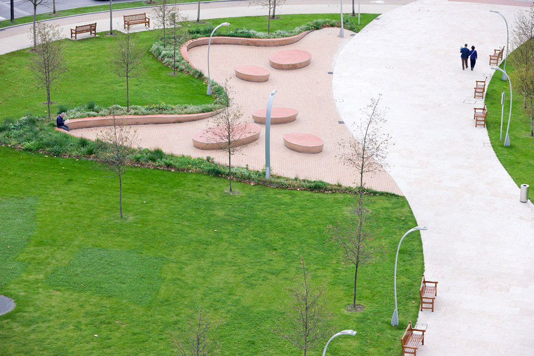 绿色广场重生-8