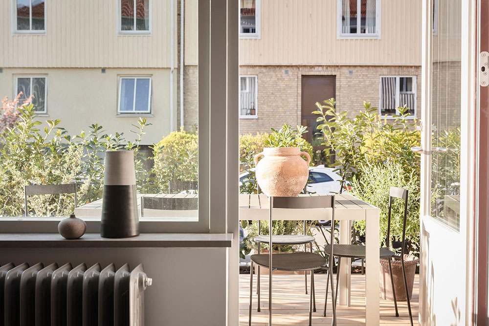 哥德堡带独立入口和露台的时尚公寓-23