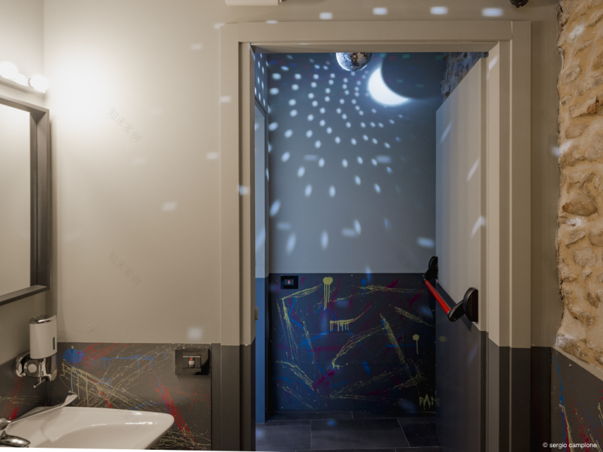 意大利海滨酒馆 Vinstrò 室内设计-30