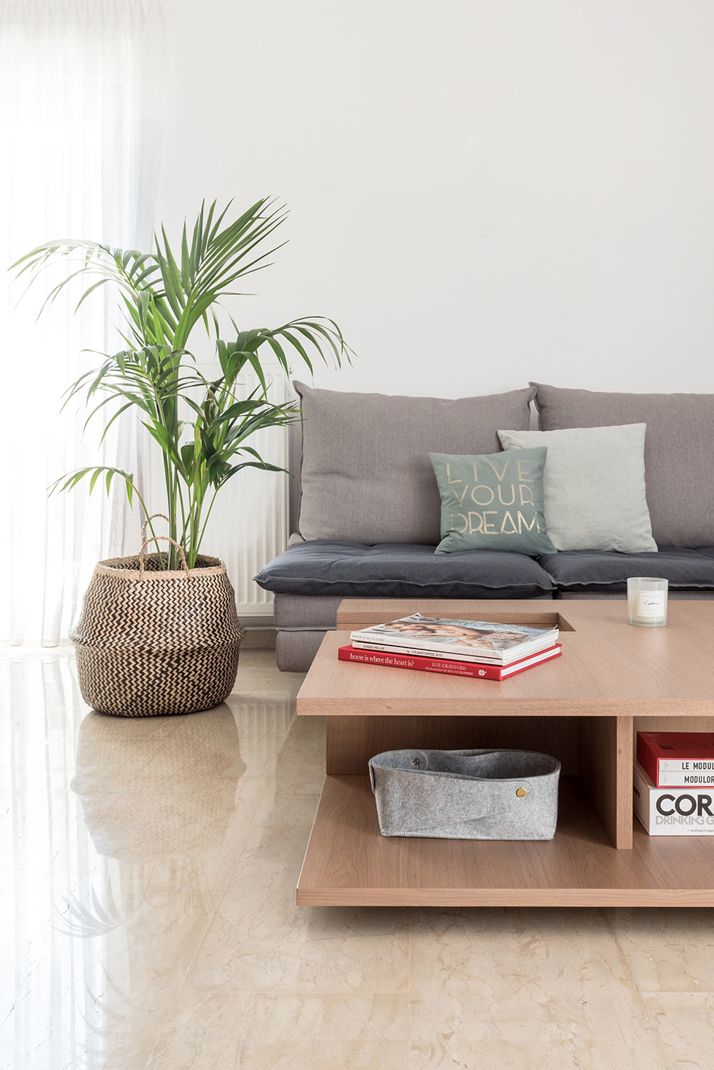 希腊现代复式公寓,打造温馨宜居空间-6