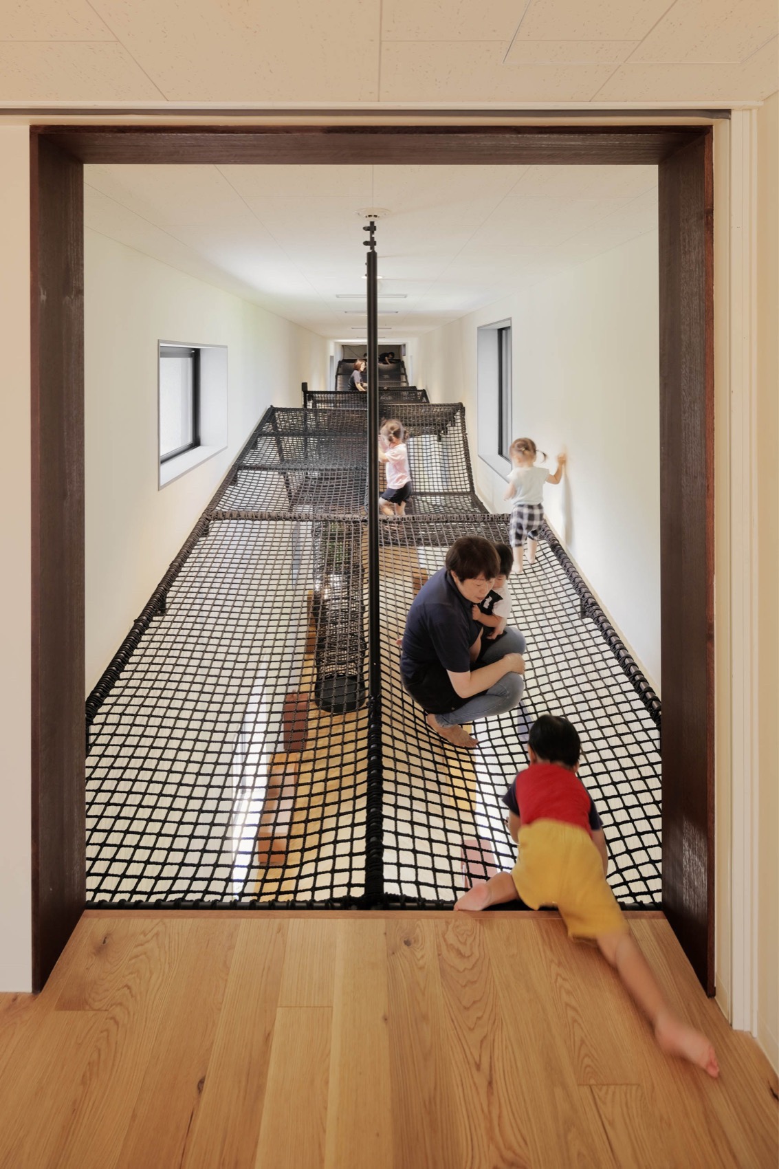 FK幼儿园与日托，日本 / HIBINOSEKKEI + Youji no Shiro + KIDS DESIGN LABO-26