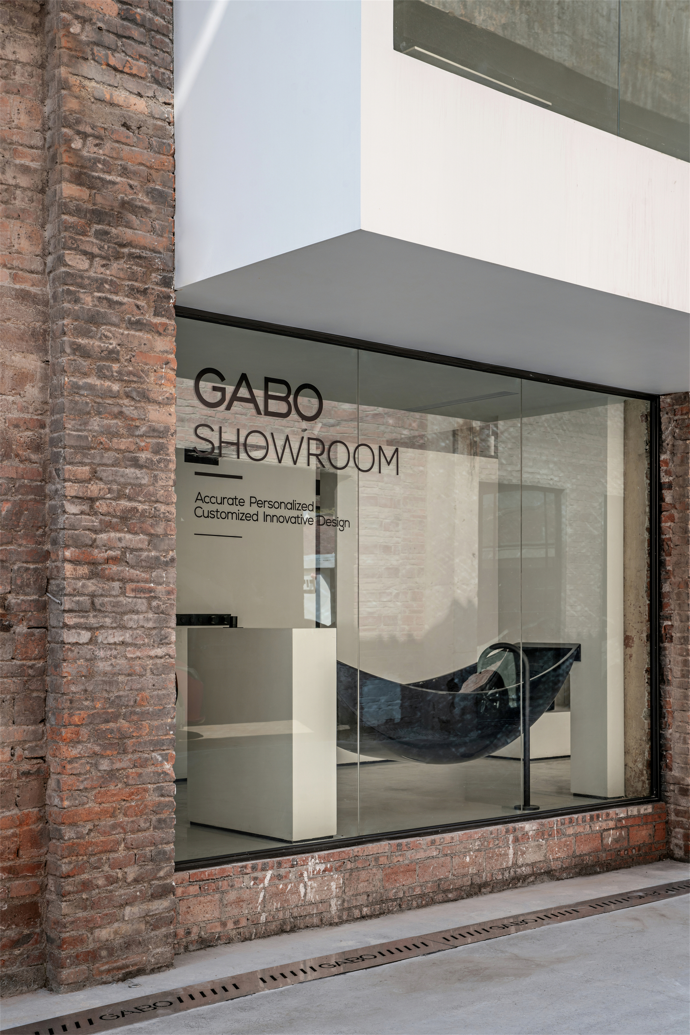 LEW丨厂房改造丨卫浴美学空间-12