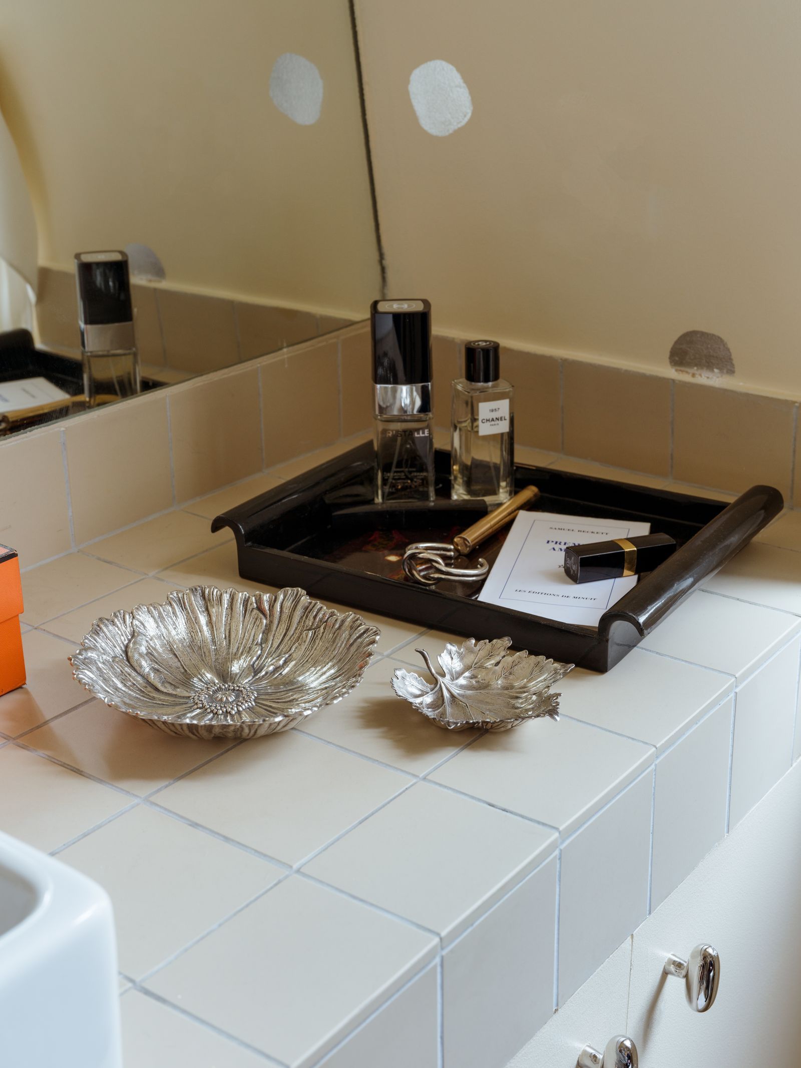 巴黎梦幻精致小公寓丨法国巴黎丨室内建筑师Régis Larroque-32