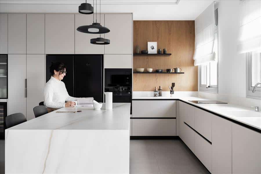 ליאת פוסט | עיצוב פנים דירה 5 חדרים בנתניה - PICKINTERI-16