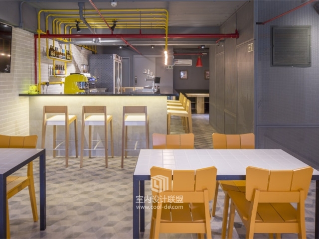 巴西Massas e Cervejas酒吧餐厅-0