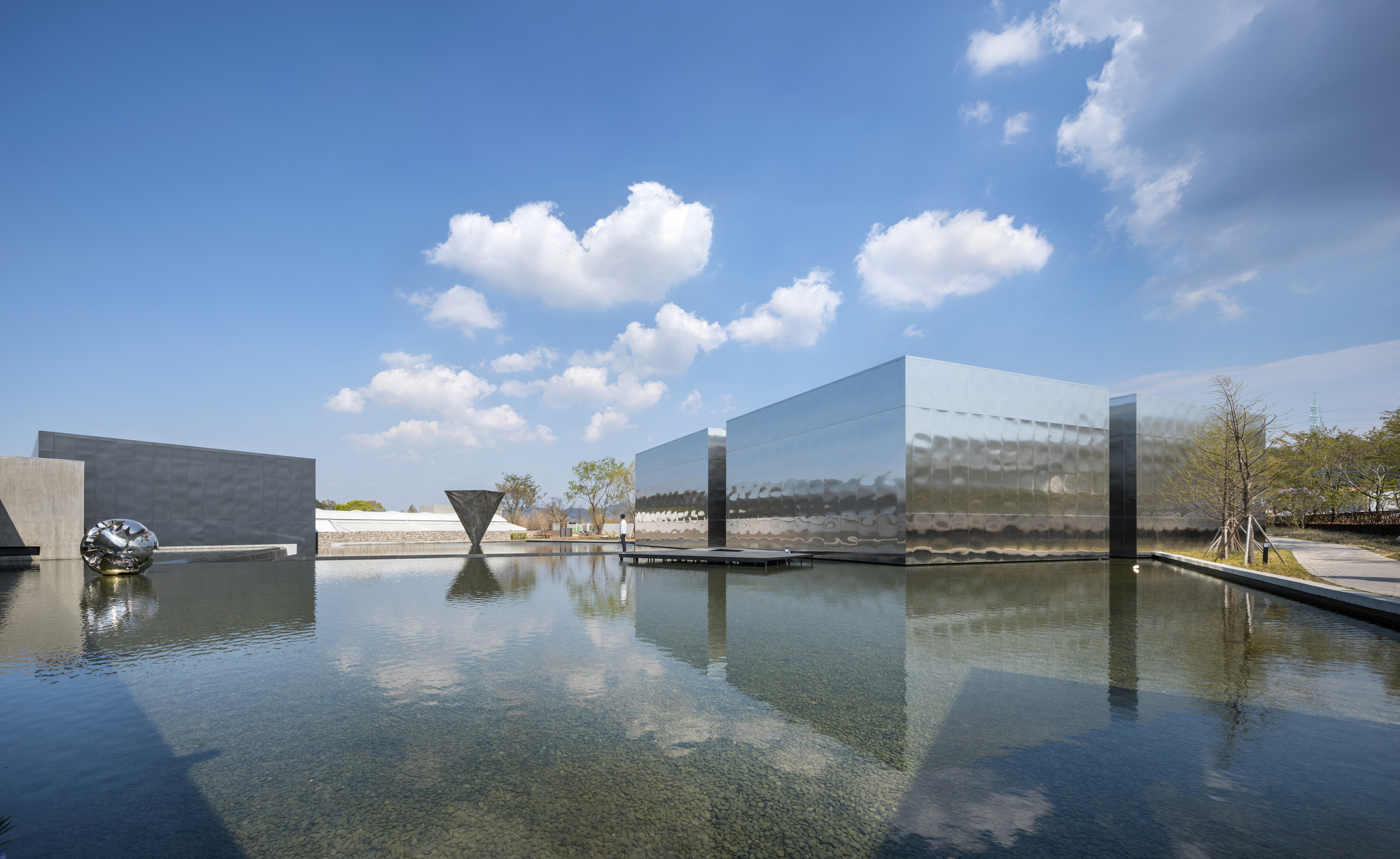 Complex Cultural Space ‘Mon Amour’ / HBA-rchitects-19