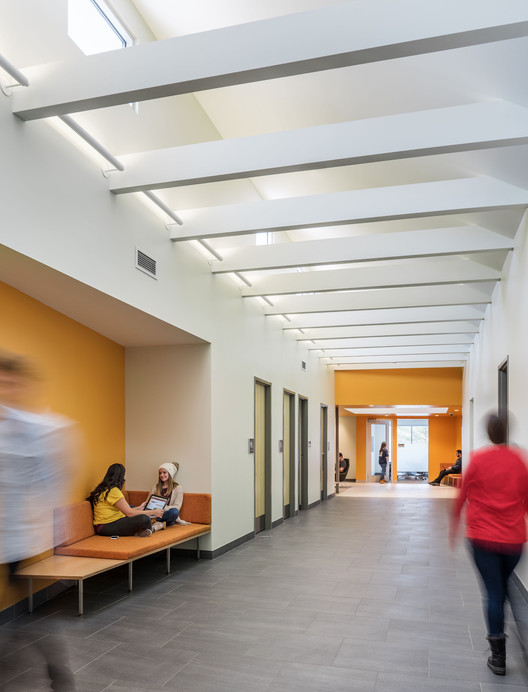 Green Center for Student Success at Southern New Hampshire University  Analogue Studio-24