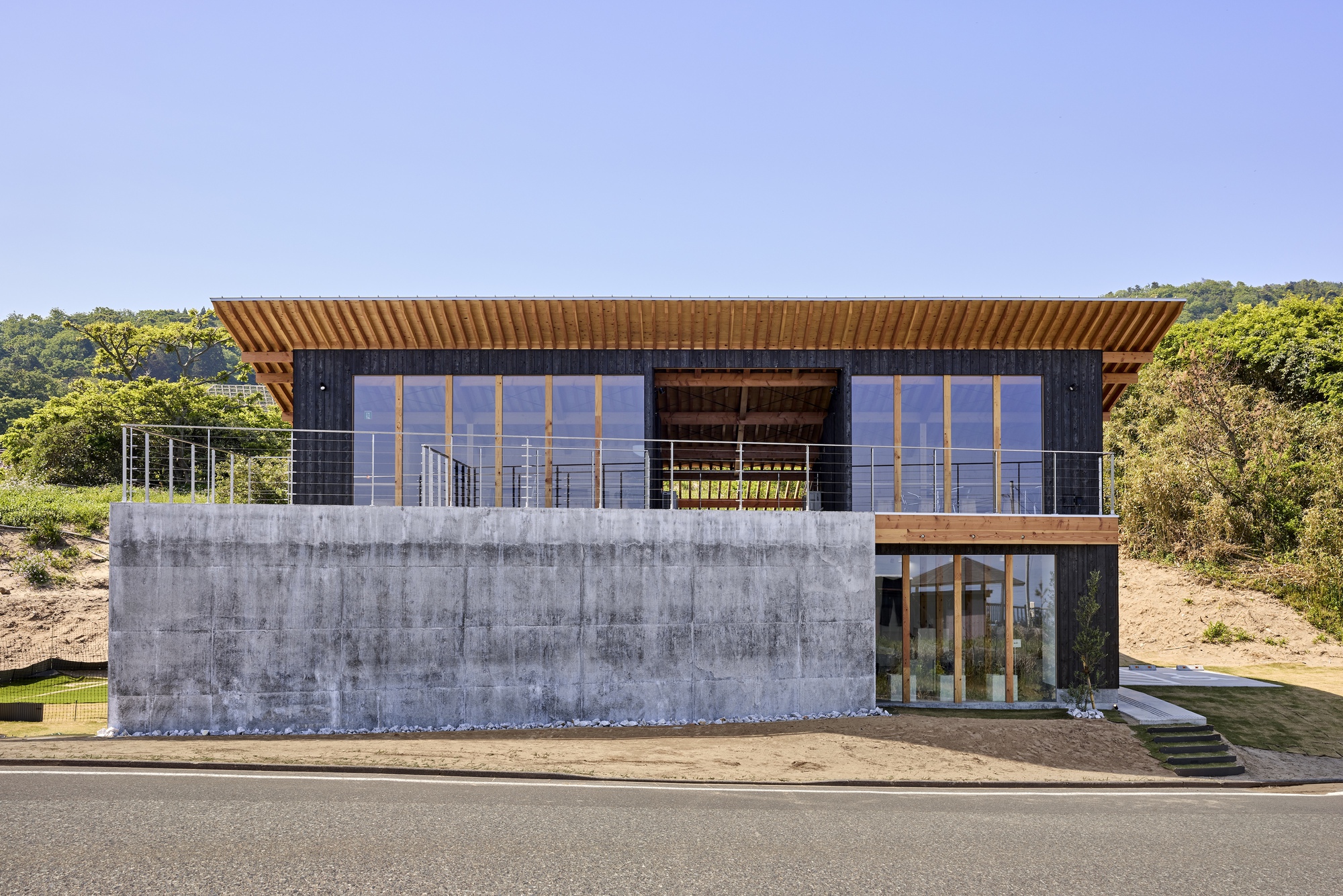 Kugami Terrace Sunset Cafe and Small Gallery / REPLUS Co.,Ltd-34