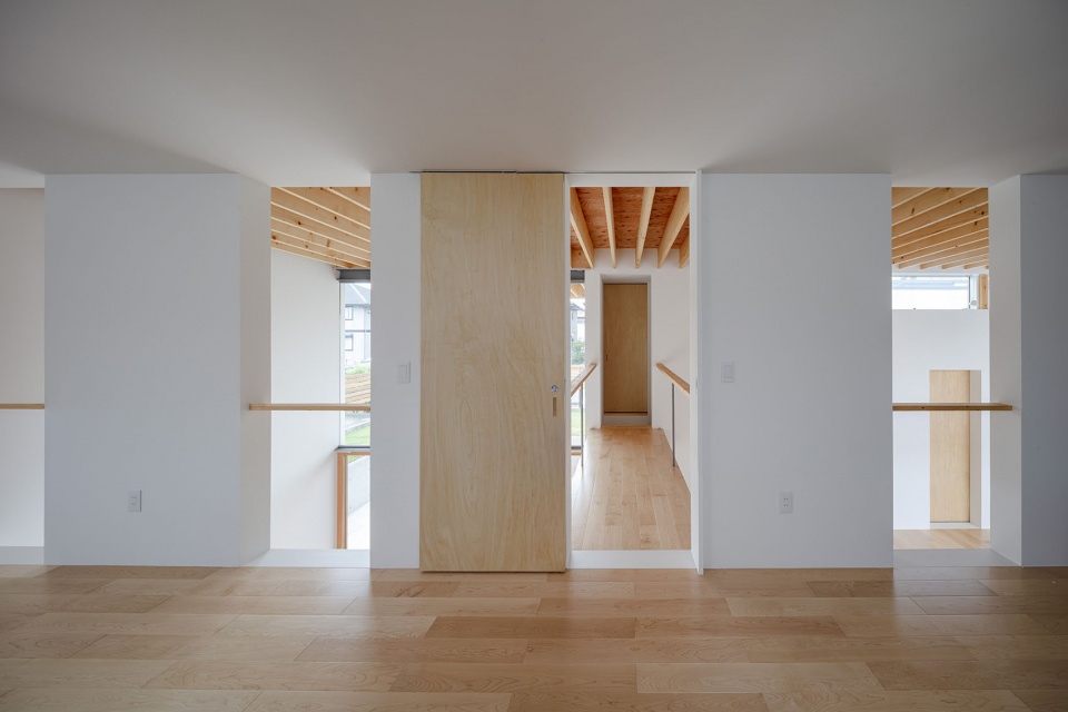 日本三好市爱知县钩状多层交叉房屋设计丨日本爱知丨IHARA Masaki + IHARA Kayo,ihrmk-40