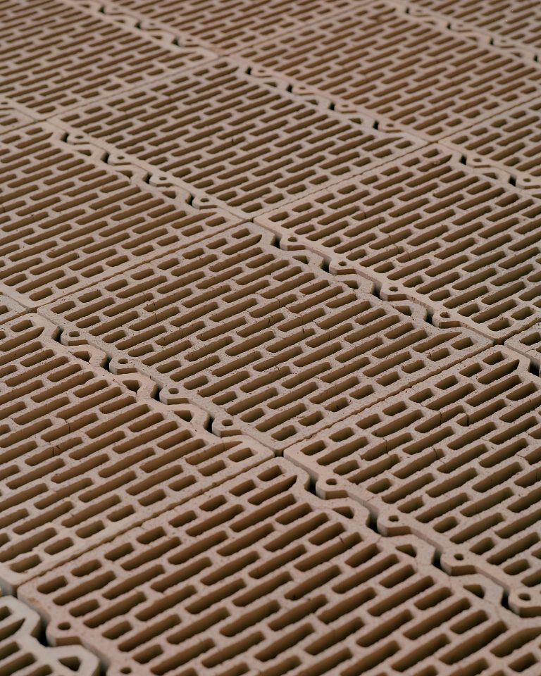 共享空间·七号展厅丨HungaryBudapest丨Hetedik Műterem Kft.等多个团队-20